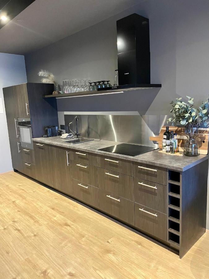 Lovely Apartment With Hot Tub Access Akureyri Esterno foto